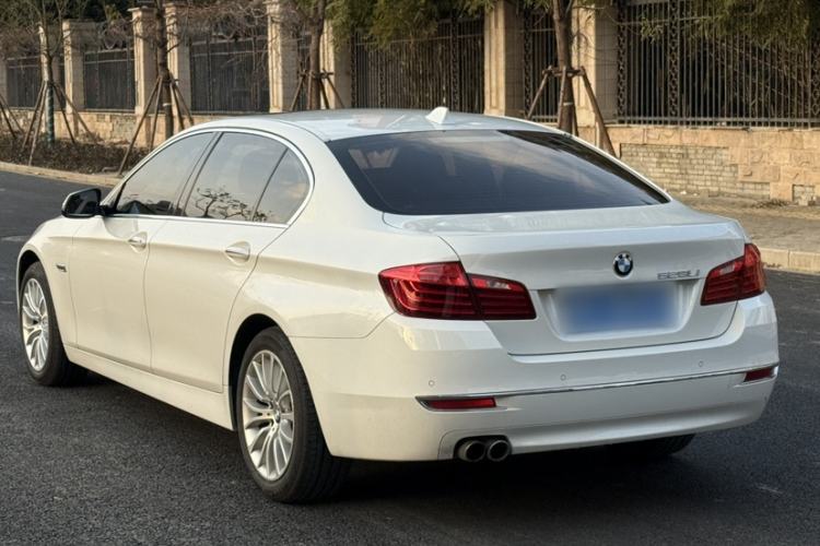 Used BMW 5 Series 2014 528Li Luxury Design Package
