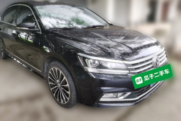 Used Volkswagen Passat 2016 330TSI DSG Prestige Edition Front Right 45 Deg