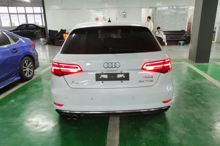 Used Audi A3 2020 Restyled Sportback 35 TFSI Entry-Level China VI Emission Standard
