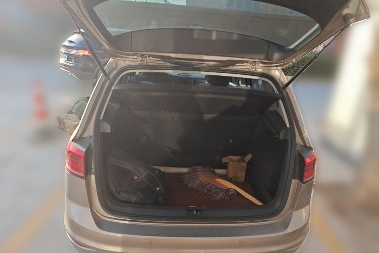 Used Volkswagen Golf Sportsvan 2018 230TSI Automatic Trend Edition