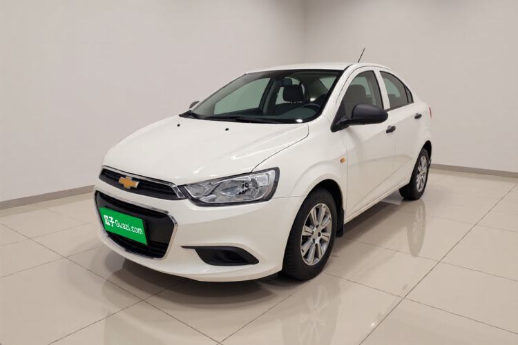 Used Chevrolet Aveo Sonic 2014 Sedan 1.4SL MT Comfort Edition