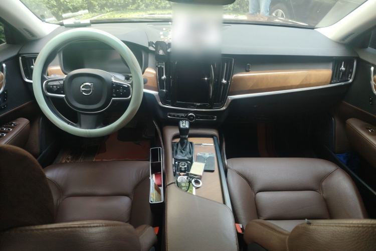 Used Volvo S90 2020 T5 Zhiyi Luxury Edition Center Console