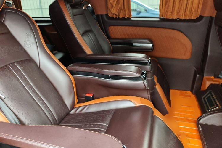 Used Mercedes-Benz Vito 2018 2.0T Business Version China V Emission Standard