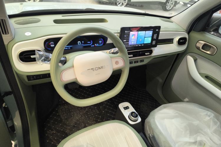 Used Geely Galaxy Panda 2025 210 km – Yuanqi Bear