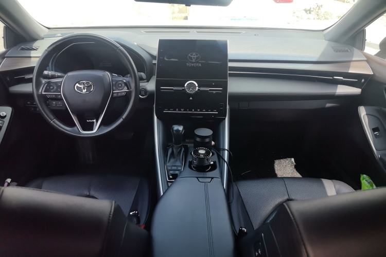 Used Toyota Avalon 2022 2.5L Luxury Edition Center Console