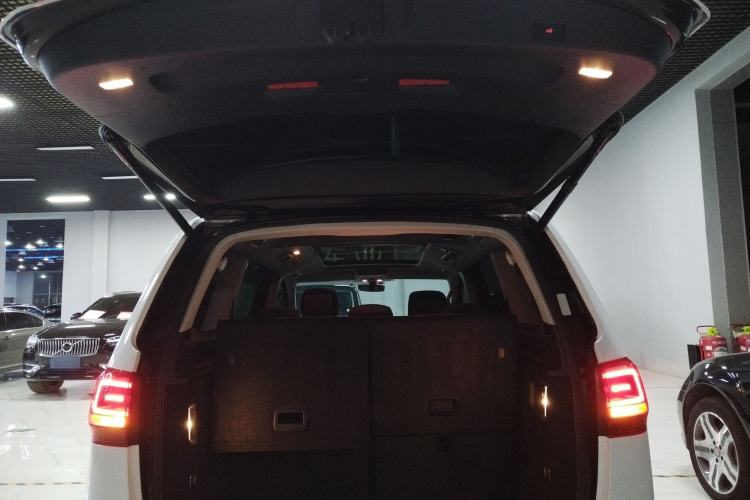 Used Volkswagen Sharan 2018 Revised Version 380TSI Comfort Edition 7-Seater
