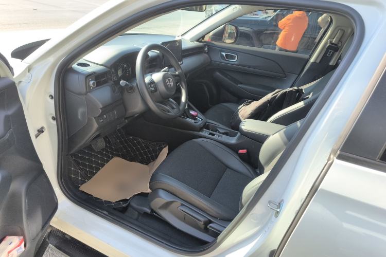 Used Honda Vezel 2025 1.5L CVT Comfort Edition
