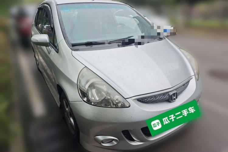 Used Honda Fit 2007 1.5L manual standard version
