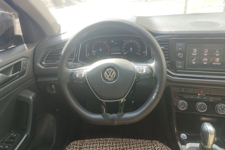 Used Volkswagen T-ROC 2020 280TSI DSG Two-Wheel Drive Comfort Version Steering Wheel
