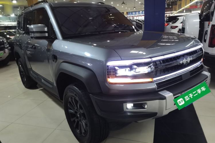 Used Formula Leopard Leopard 5 2023 Explore Edition