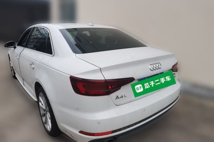 Used Audi A4L 2018 30th Anniversary Edition 40 TFSI Fashion Model

