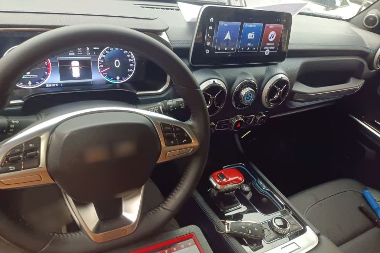 Used BAIC Off-Road BJ40 2023 2.0T Automatic Four-Wheel Drive Urban Hunter Edition Chivalrous Type Center Console