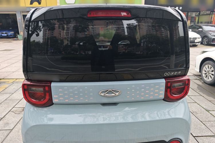 Used Chery QQ Ice Cream 2022 120km Conical Shape Lithium Iron Phosphate Rear