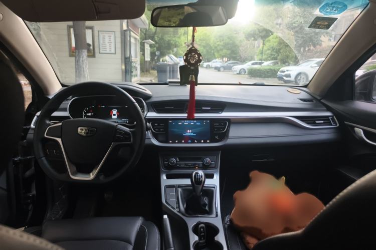 Used Geely Auto Emgrand 2018 1.5L Manual Upward Connect Edition Interior 2