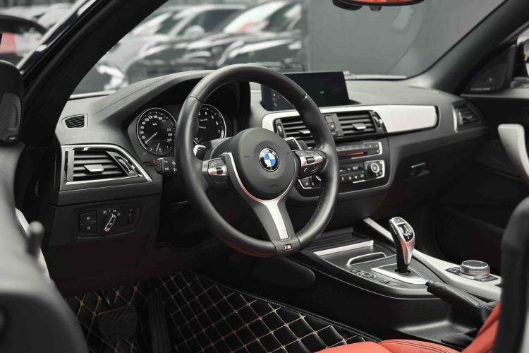 Used BMW 2 Series 2019 225i Convertible Coupe Luxury Edition M Sport Package
