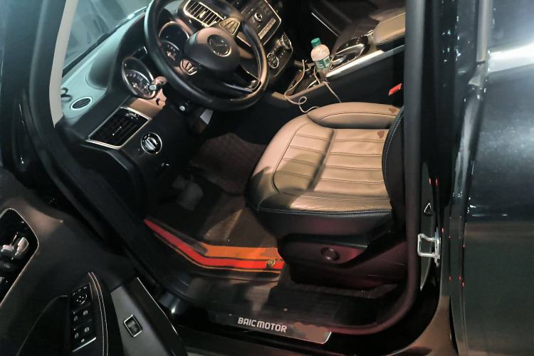 Used BAIC Off-Road BJ90 2021 3.0T Zhenrong Edition Left Front Seat