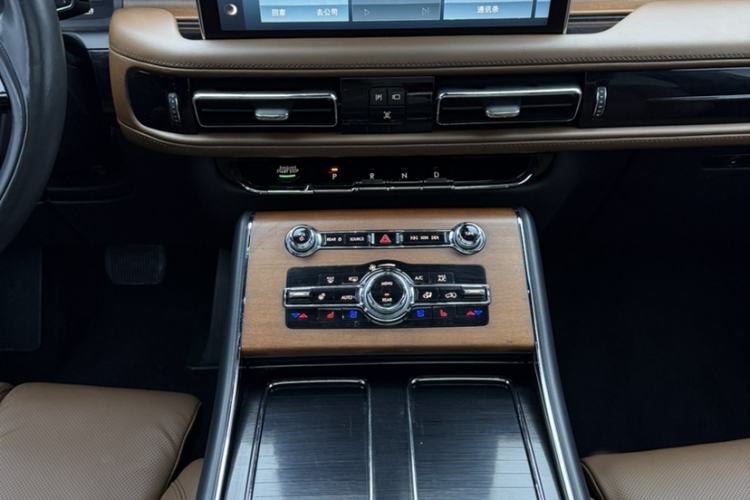 Used Lincoln Aviator 2022 3.0T V6 Four-Wheel Drive Luxury Edition Interior 2