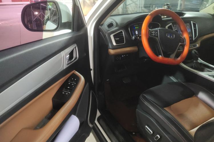 Used Geely Auto Vision X6 2018 1.4T CVT 4G Connected Flagship Edition
