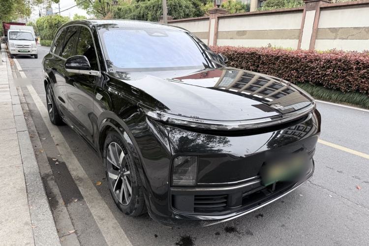 Used Li Auto L8 2023 Pro Model
