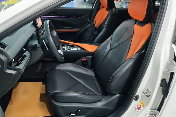 Used CHANGAN UNI-V 2022 1.5T Prestige Version