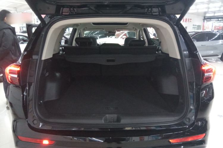 Used Buick Envision 2022 Encore Plus 652T Five-Seat Luxury Model