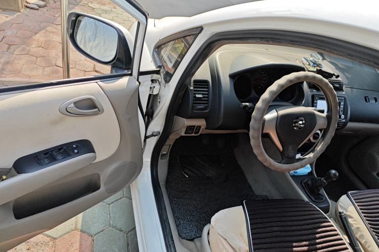 Used Everus S1 2012 1.3L Manual Comfort Edition
