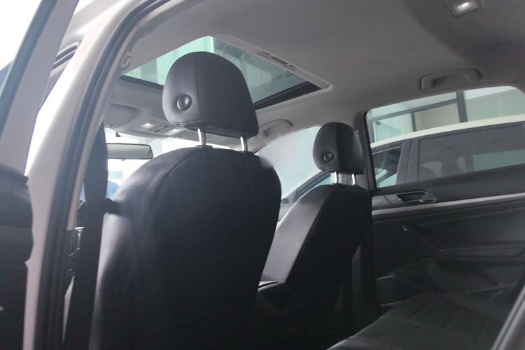 Used Volkswagen Lavida 2021 1.5L Automatic Comfort Edition Interior 1