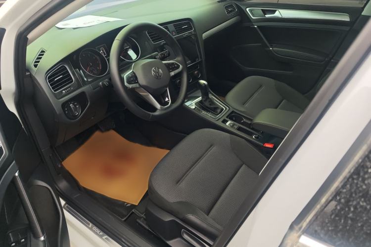 Used Volkswagen Golf 2020 Zhiai Edition 280TSI DSG Comfort Model
