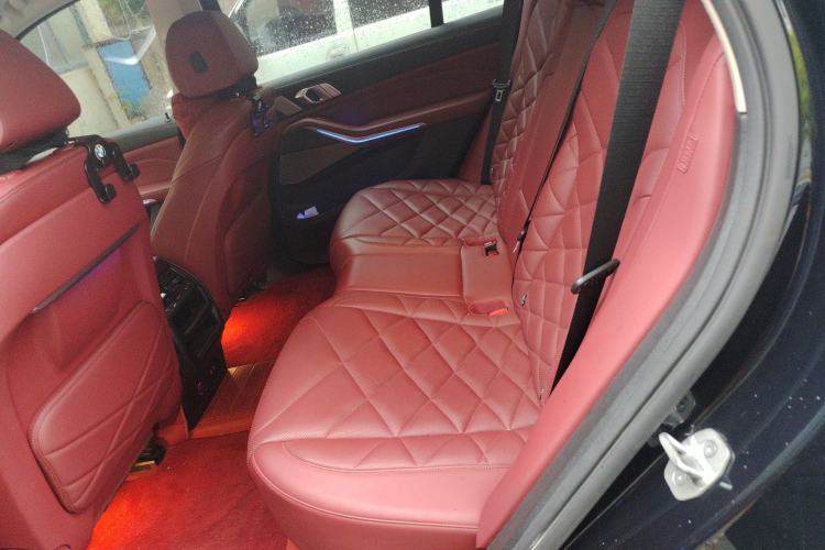 Used BMW X5 2022 xDrive 30Li Luxury M Sport Package