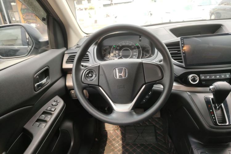 Used Honda CR-V 2016 2.0L Two-Wheel Drive Classic Edition