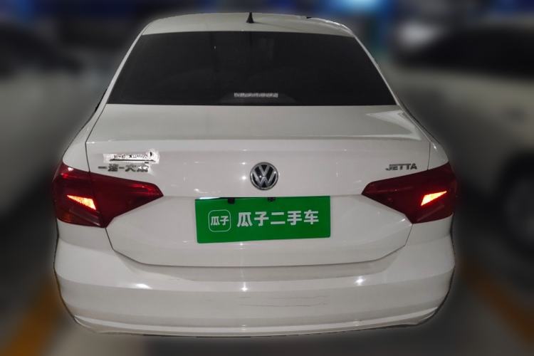 Used Volkswagen Jetta 2017 1.4L Manual Fashion Edition
