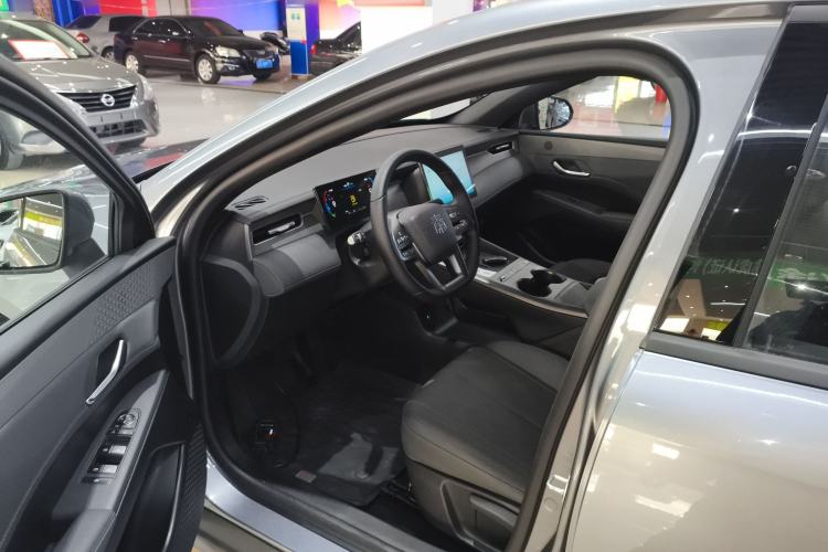 Used BYD Qin PLUS  Driver Seat