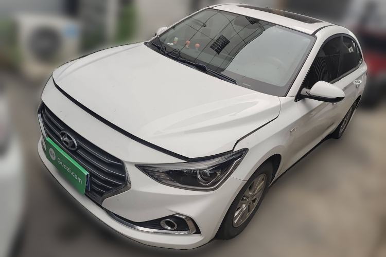 Used Hyundai Celesta 2017 1.6L Automatic Enjoyment Version GLS