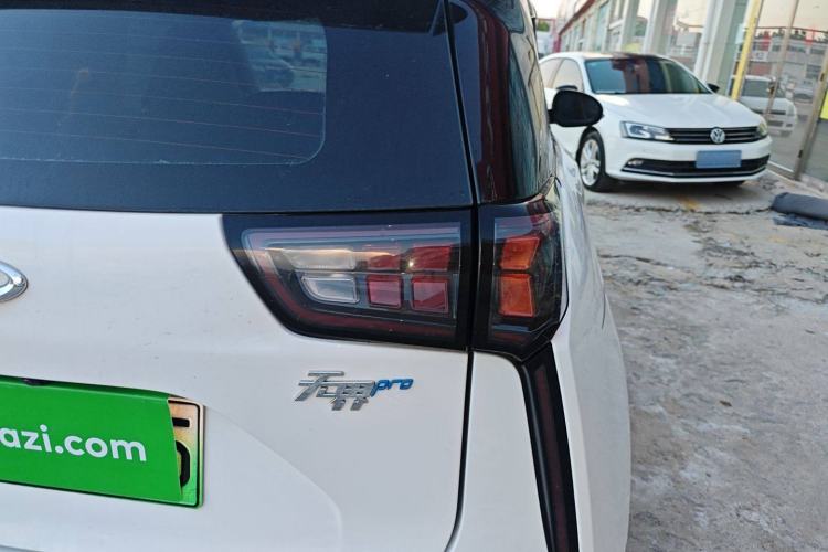 Used Chery New Energy Boundless Pro 2022 301km "Divine Beast" Version with Lithium Iron Phosphate