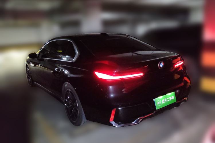 Used BMW 7 Series 2023 735Li M Sport Package Rear Left 45 Deg