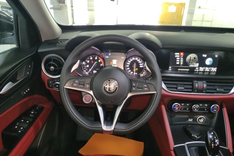 Used Alfa Romeo Stelvio 2017 2.0T 200HP Luxury Edition