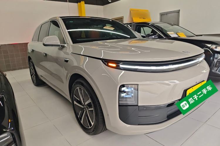 Used Li Auto L6 2024 Pro Model Exterior 1