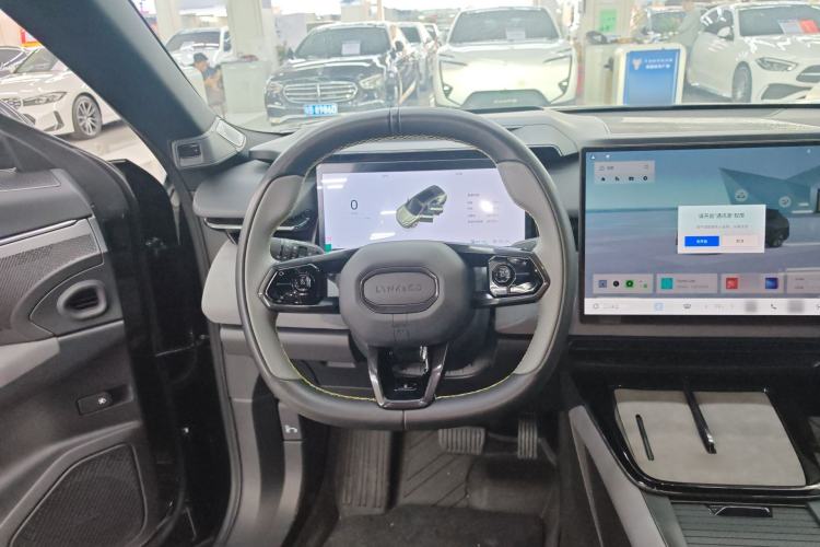 Used Lynk & Co 08 EM-P 2023 120km Long-Range Halo