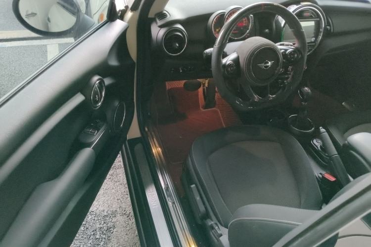 Used MINI MINI 2016 1.2T ONE Pioneer Edition
