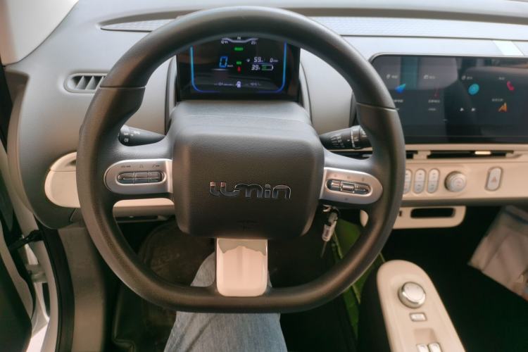 Used CHANGAN NEVO Lumin 2022 155 km – Refreshingly Sweet Edition Steering Wheel