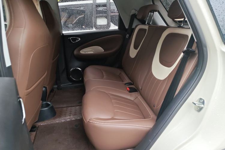 Used Wuling Bingo 2024 333 km Enjoyment Version Left Rear Seat