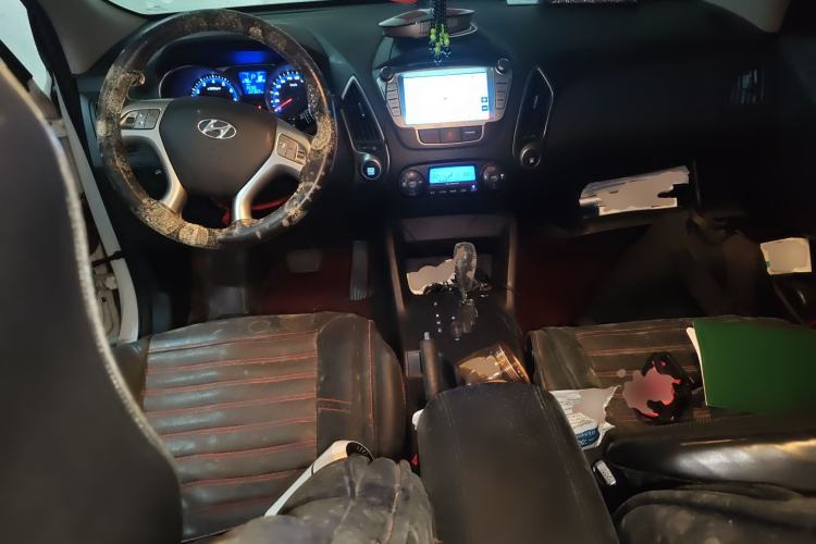 Used Hyundai ix35 2015 2.0L Automatic 2WD Smart Version China V Standard