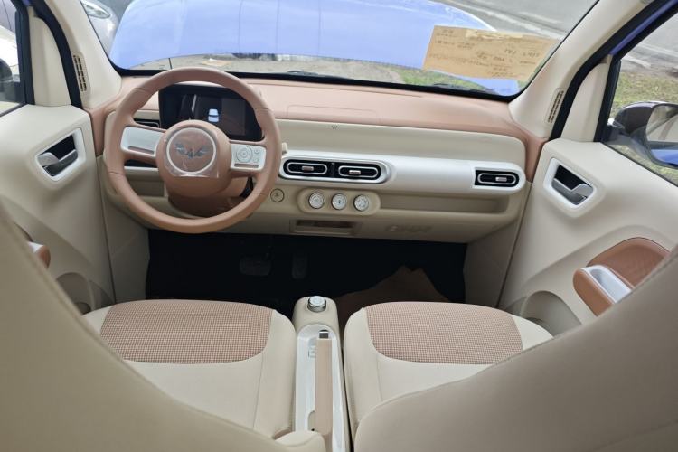 Used Wuling Hongguang MINIEV 2024 3rd Generation 215km Youth Edition
