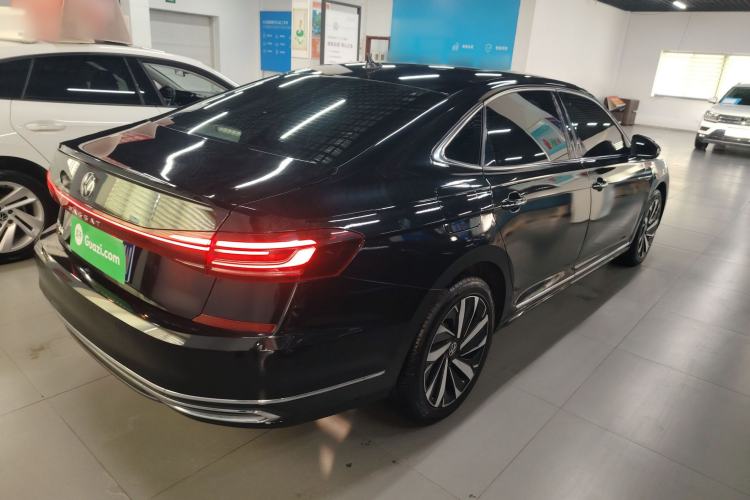 Used Volkswagen Passat 2022 330TSI Luxury Edition
