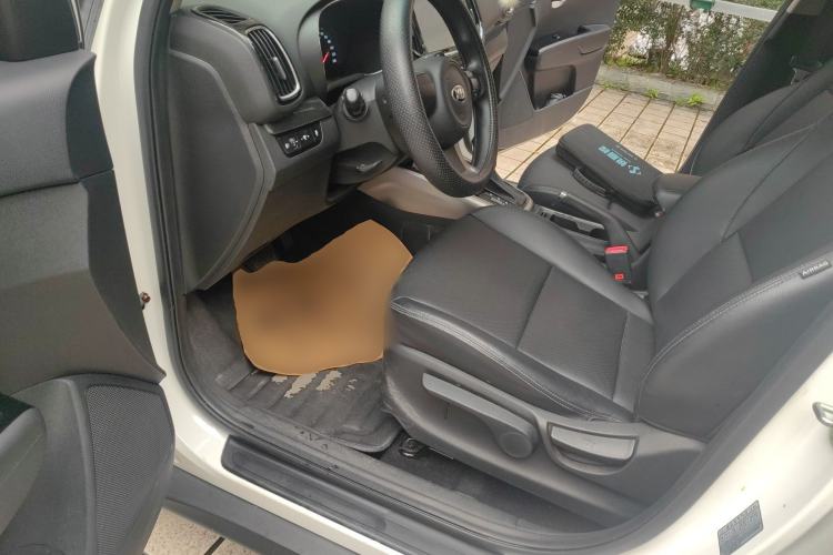 Used Kia KX3 2015 1.6L Automatic Two-Wheel Drive DLX
