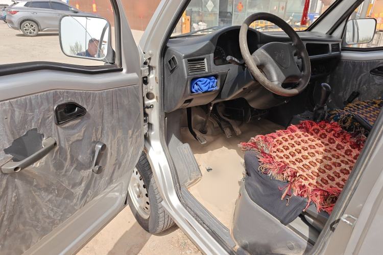 Used Wuling Zhiguang 2015 1.2L Practical LS-I Model