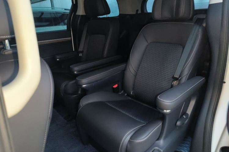 Used GAC Trumpchi M8 2023 Lingxiu Series 390T Luxury Edition
