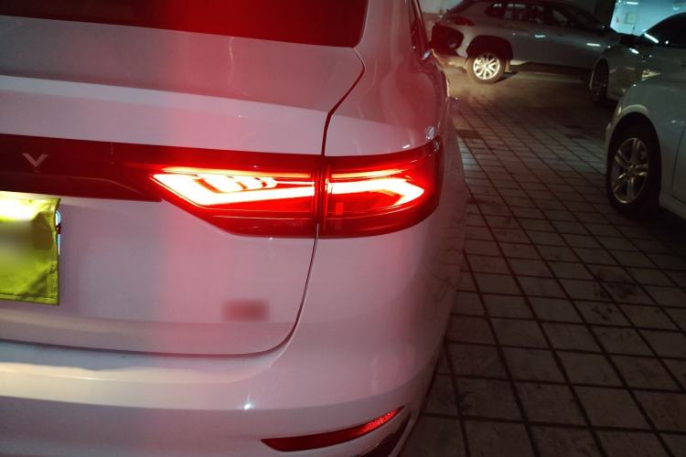 Used Geely Auto Emgrand 2025 4th Generation 1.5L Manual - Starry Edition