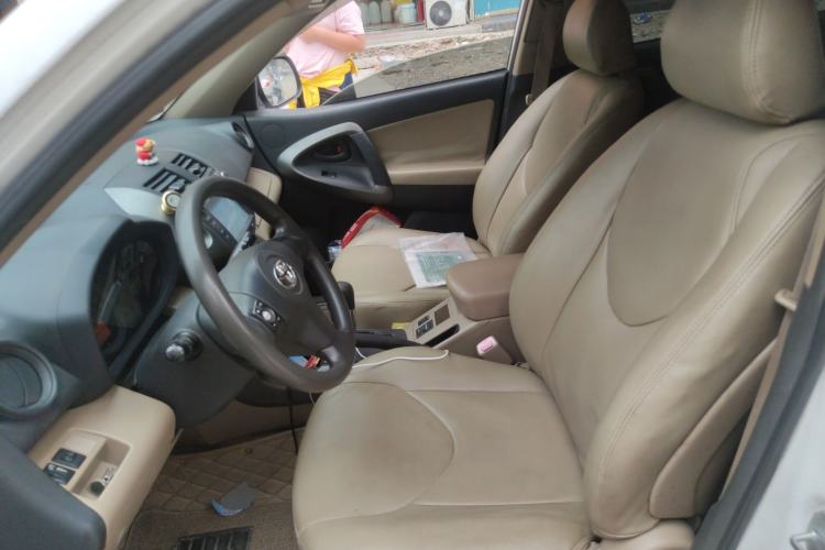 Used Toyota RAV4 2011 2.0L Automatic 4x4 Edition
