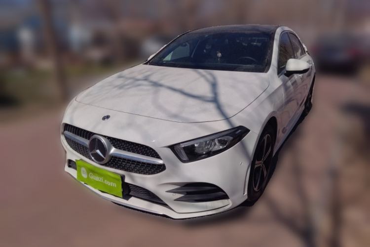 Used Mercedes-Benz A-Class 2022 Revised Version A 200 L Sport Sedan Fashionable Style